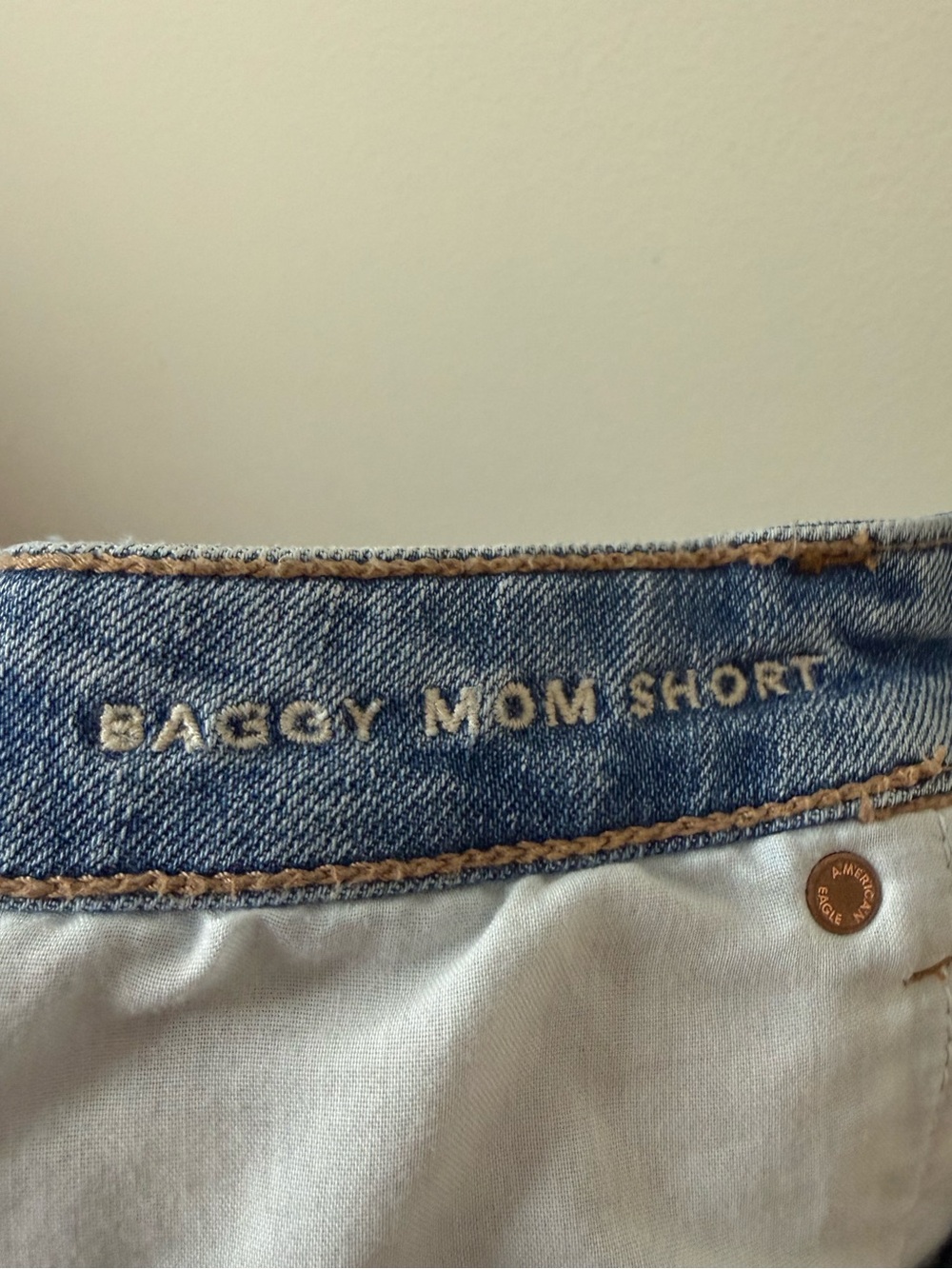 AMERICAN EAGLE Baggy Mom Short Distressed Ripped Shredded Summer Denim Shorts - Picture 6 of 7